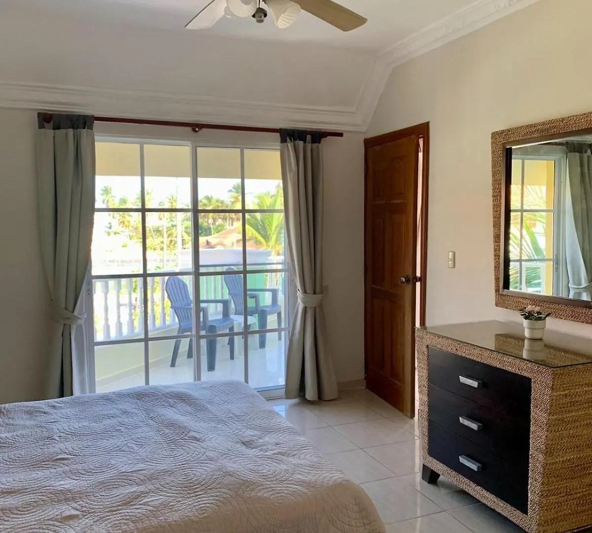 Palm Suites E-6-Two-Level Apartment With A View Of The Pool プンタ・カナ